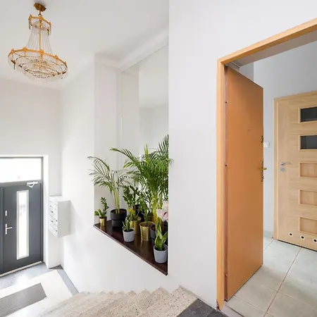Apartment Ochota Bialobrzeska Homely Warsaw